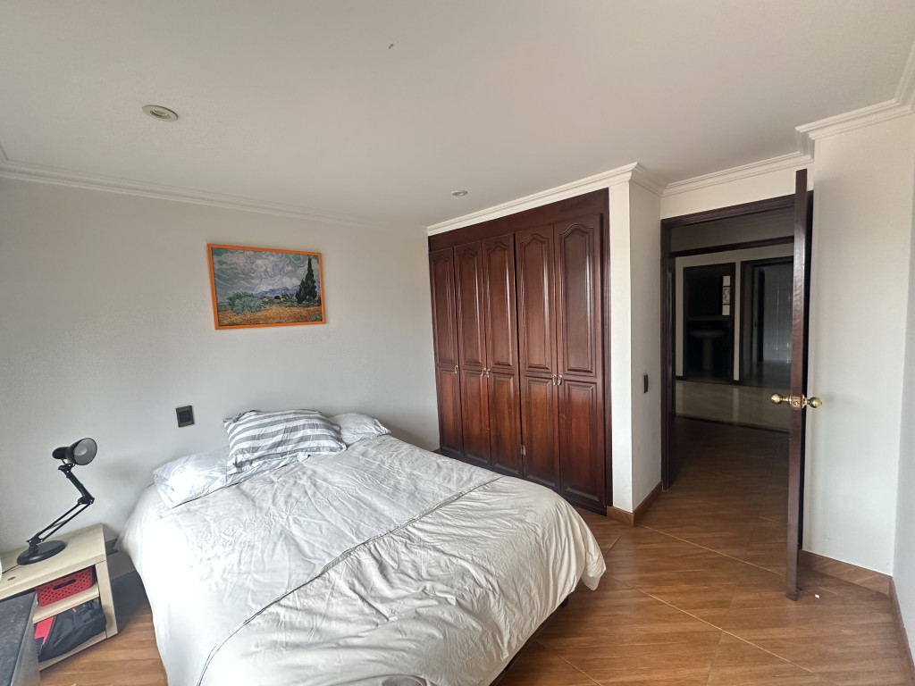 Apartamento de 2 alcobas en venta en Santa Paula, Bogotá, 144 m² · foto 11 de 19