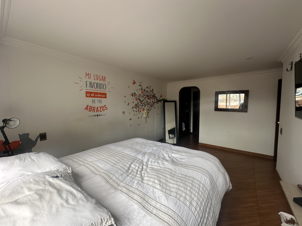 Apartamento de 2 alcobas en venta en Santa Paula, Bogotá, 144 m² · foto 14 de 19