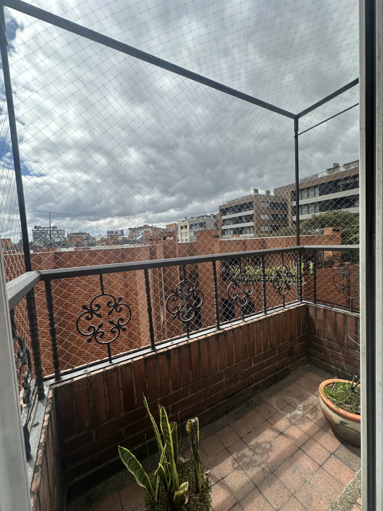 Apartamento de 2 alcobas en venta en Santa Paula, Bogotá, 144 m² · foto 15 de 19