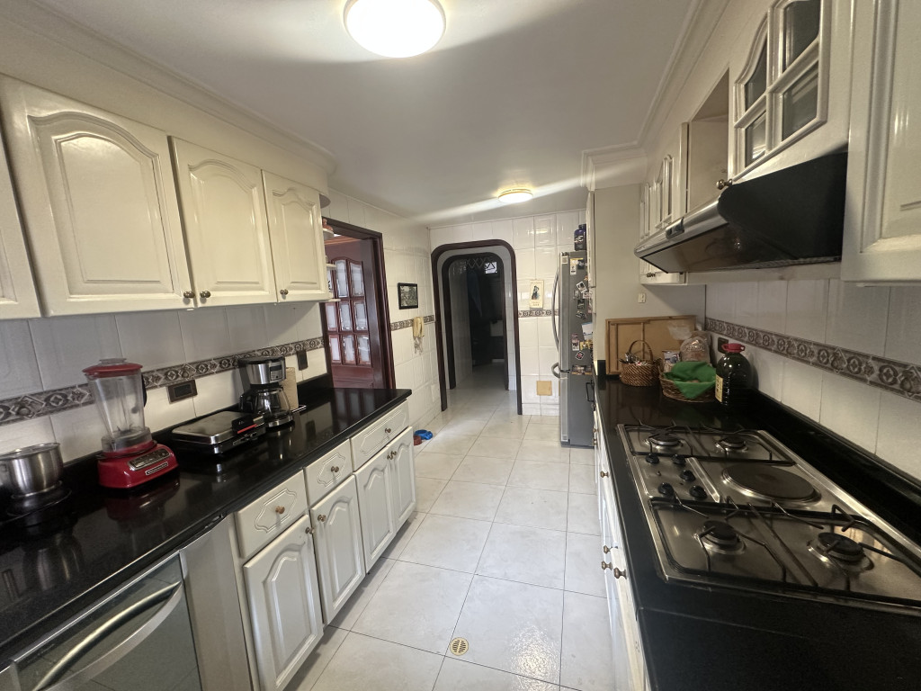 Apartamento de 2 alcobas en venta en Santa Paula, Bogotá, 144 m² · foto 8 de 19