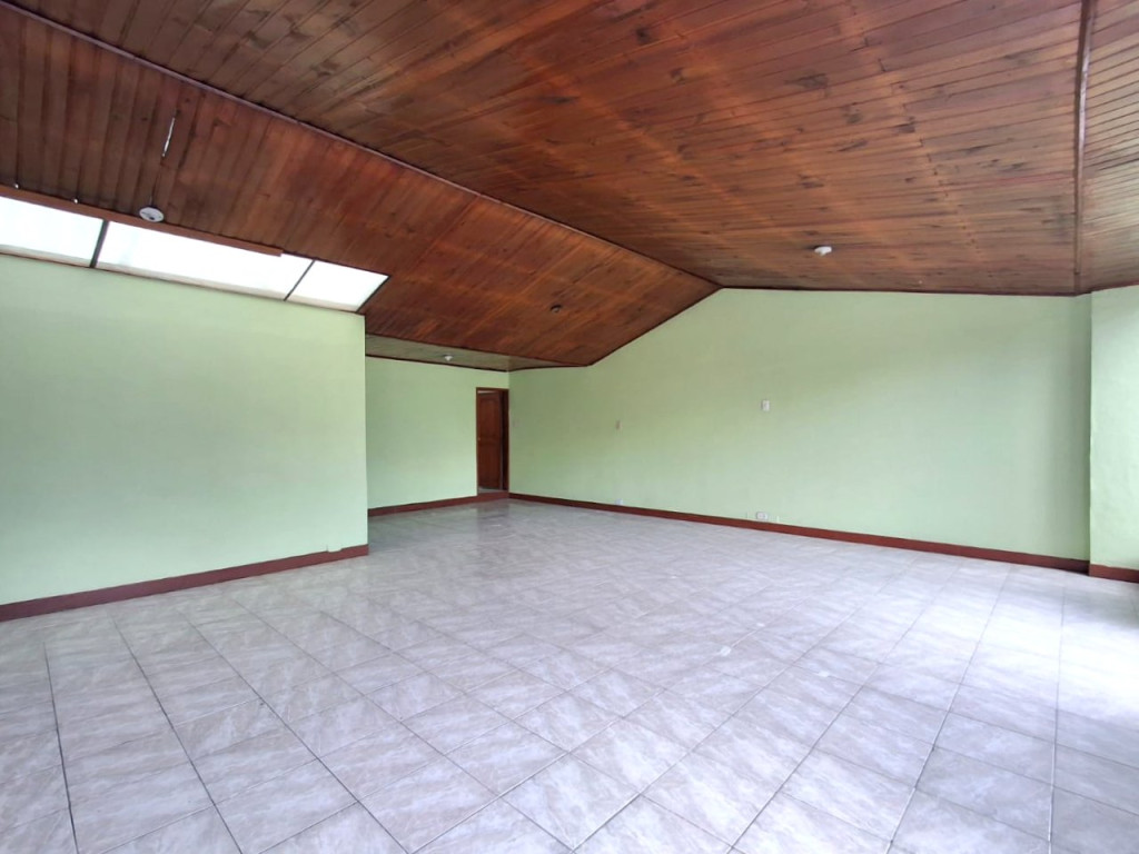 Local en arriendo en Villa Luz, Bogotá, 40 m² · foto 2 de 4