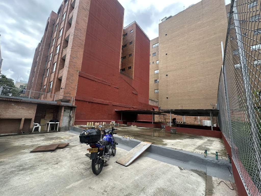 Lote en venta en Antiguo Country, Bogotá · foto 4 de 6