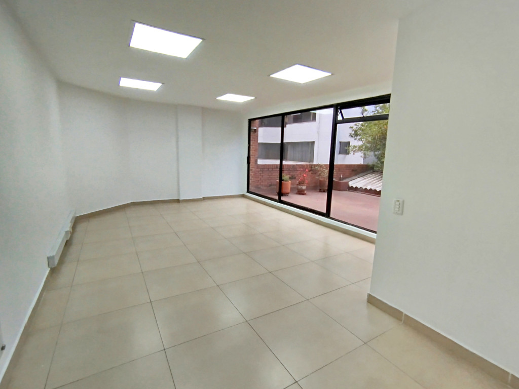 Oficina en arriendo en La Carolina, Bogotá, 174 m² · foto 12 de 16