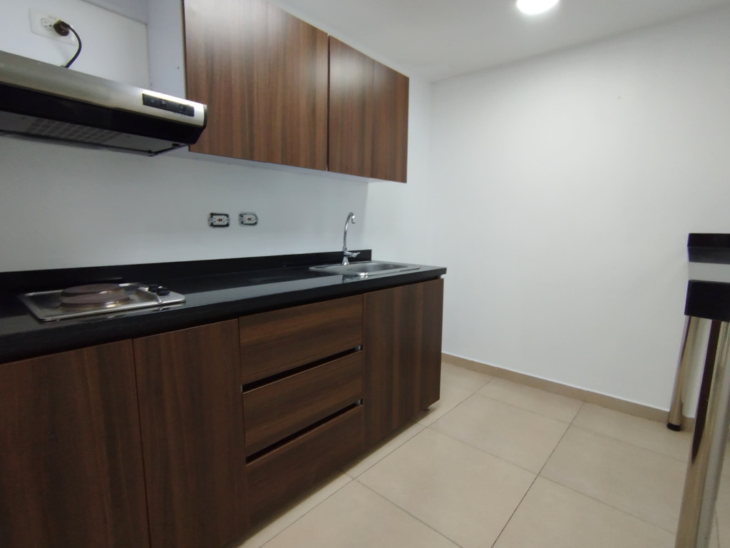 Oficina en arriendo en La Carolina, Bogotá, 174 m² · foto 7 de 16