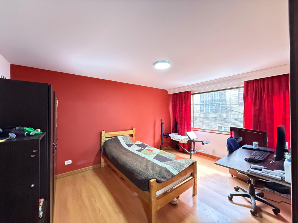 Apartamento de 5 alcobas en venta en Pradera Norte, Bogotá, 191 m² · foto 12 de 20