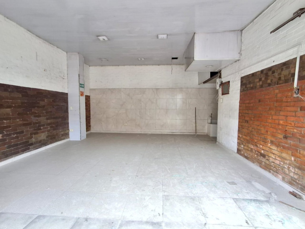 Bodega en arriendo en Villa Gladys, Bogotá, 423 m² · foto 8 de 8