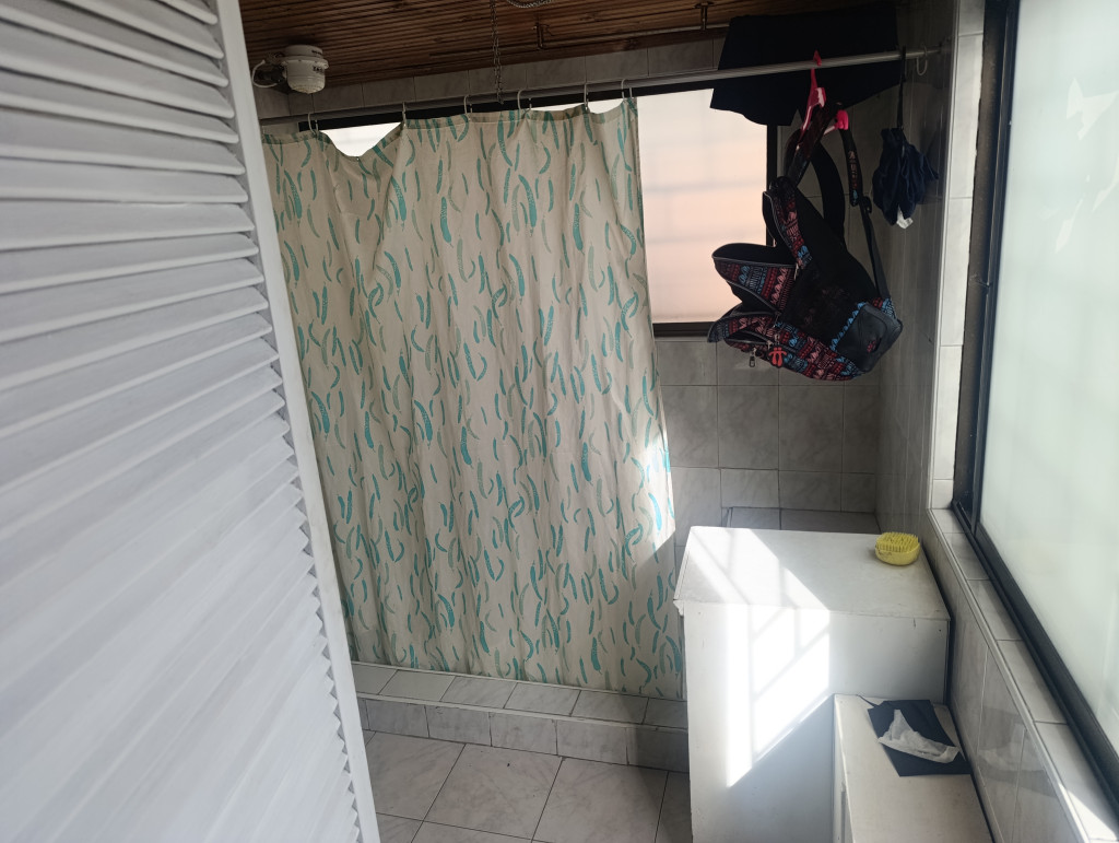 Casa de 21 alcobas en venta en Santa Teresita, Bogotá, 292 m² · foto 16 de 16