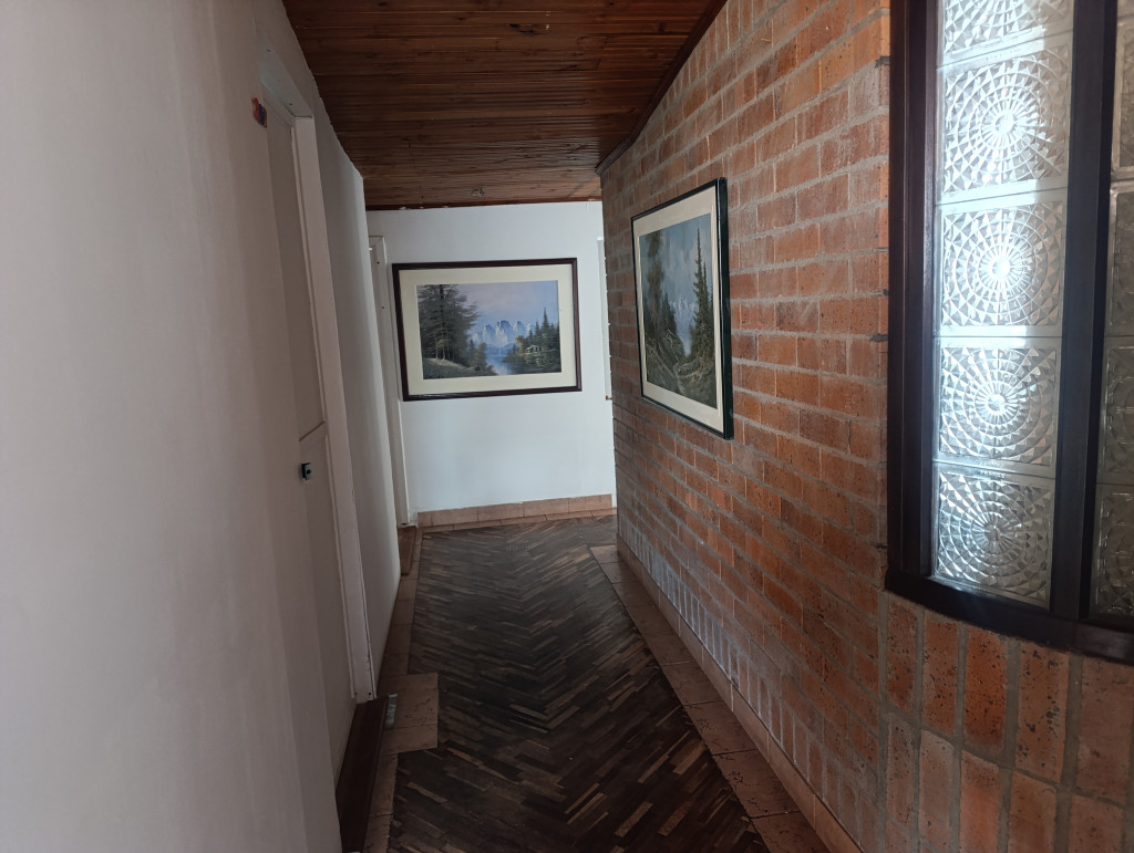 Casa de 21 alcobas en venta en Santa Teresita, Bogotá, 292 m² · foto 6 de 16