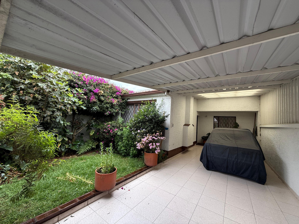 Casa en venta en Villa Magdala, Bogotá · foto 17 de 18
