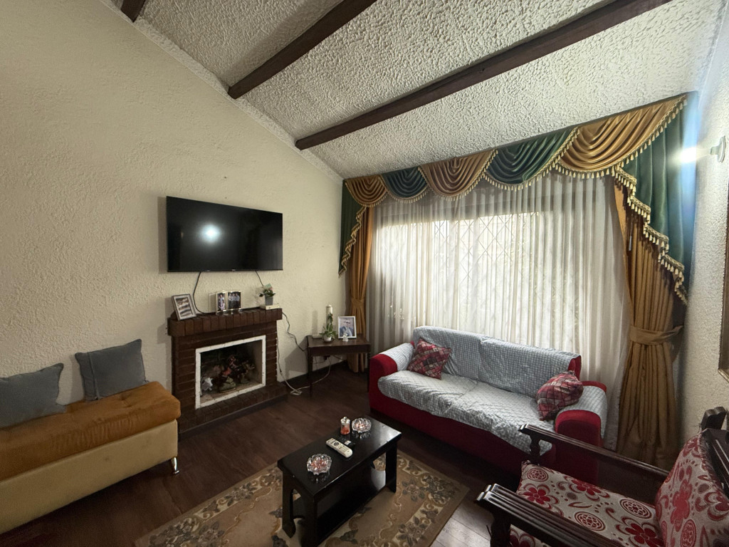 Casa en venta en Villa Magdala, Bogotá · foto 3 de 18