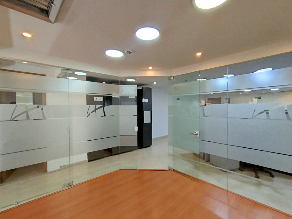 Oficina en arriendo en Chico Norte Ii, Bogotá, 64 m² · foto 4 de 7