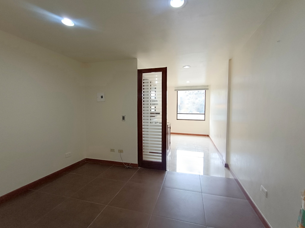Consultorio en arriendo en Santa Barbara, Bogotá, 20 m² · foto 5 de 10