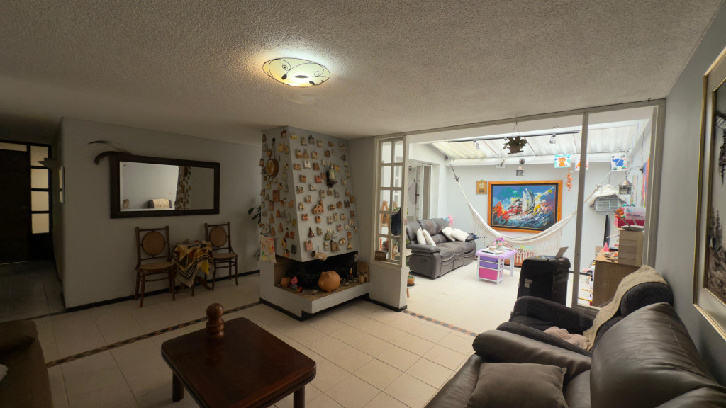 Casa en venta en El Batán, Bogotá · foto 3 de 16