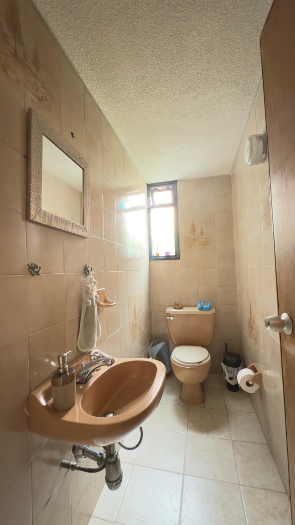 Casa en venta en El Batán, Bogotá · foto 9 de 16