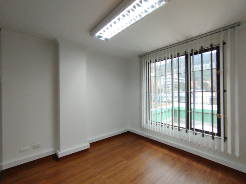 Oficina en arriendo en Chico Norte, Bogotá, 125 m² · foto 10 de 20