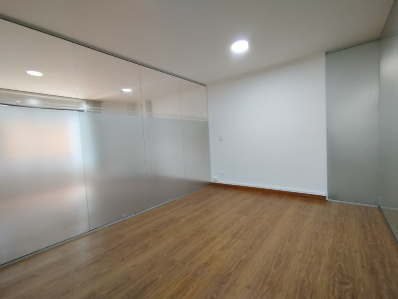 Oficina en arriendo en Chico Norte, Bogotá, 125 m² · foto 16 de 20