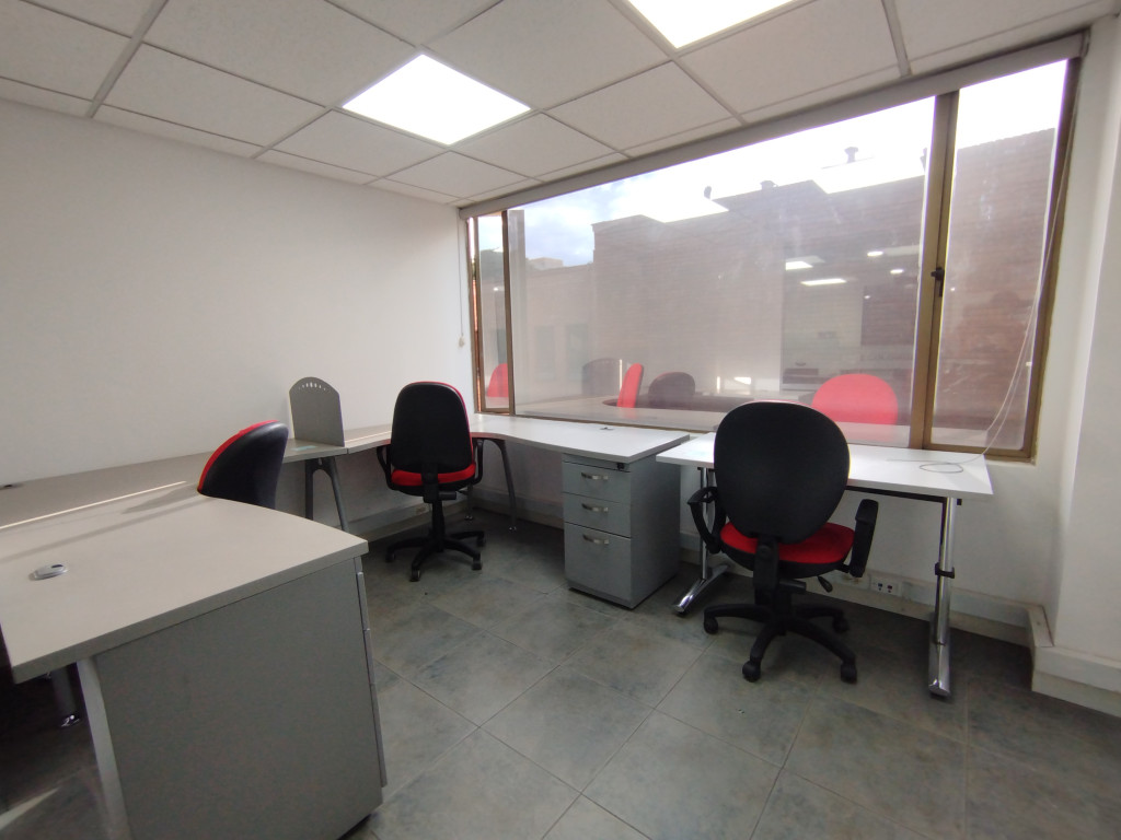 Oficina en arriendo en Chico Norte, Bogotá, 120 m² · foto 14 de 15
