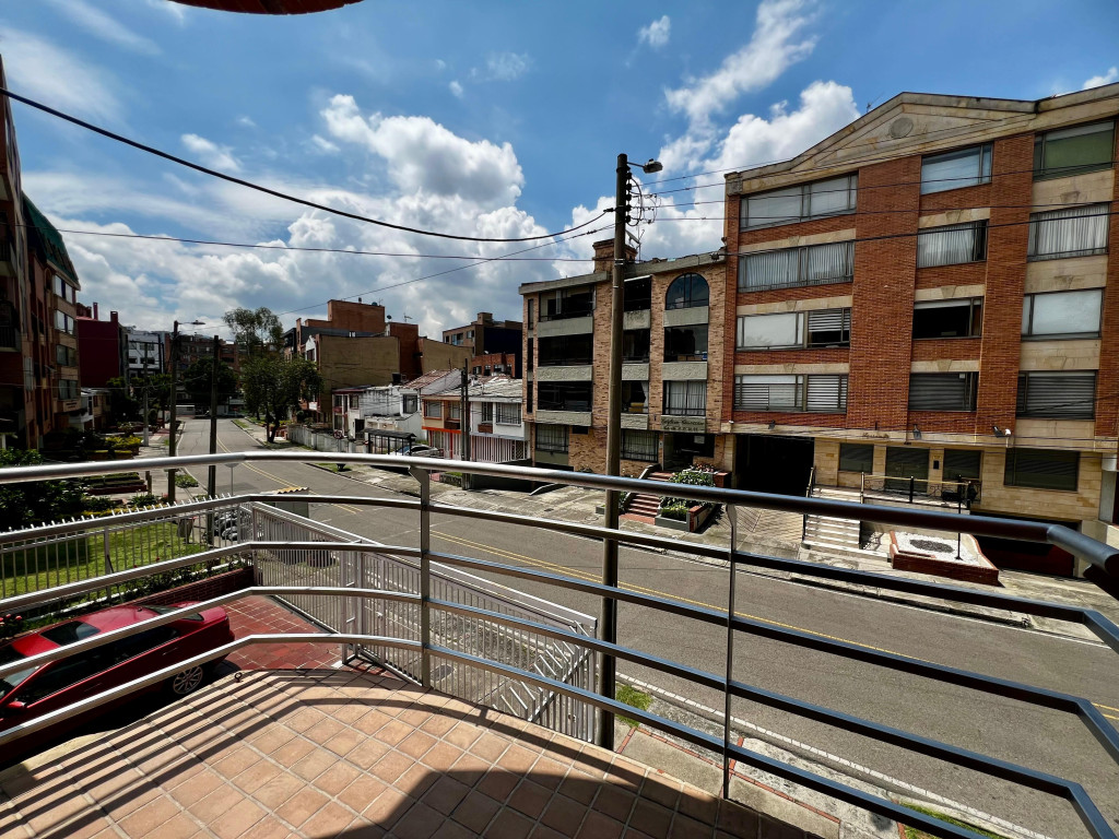 Apartamento en venta en Puente Largo, Bogotá · foto 3 de 16