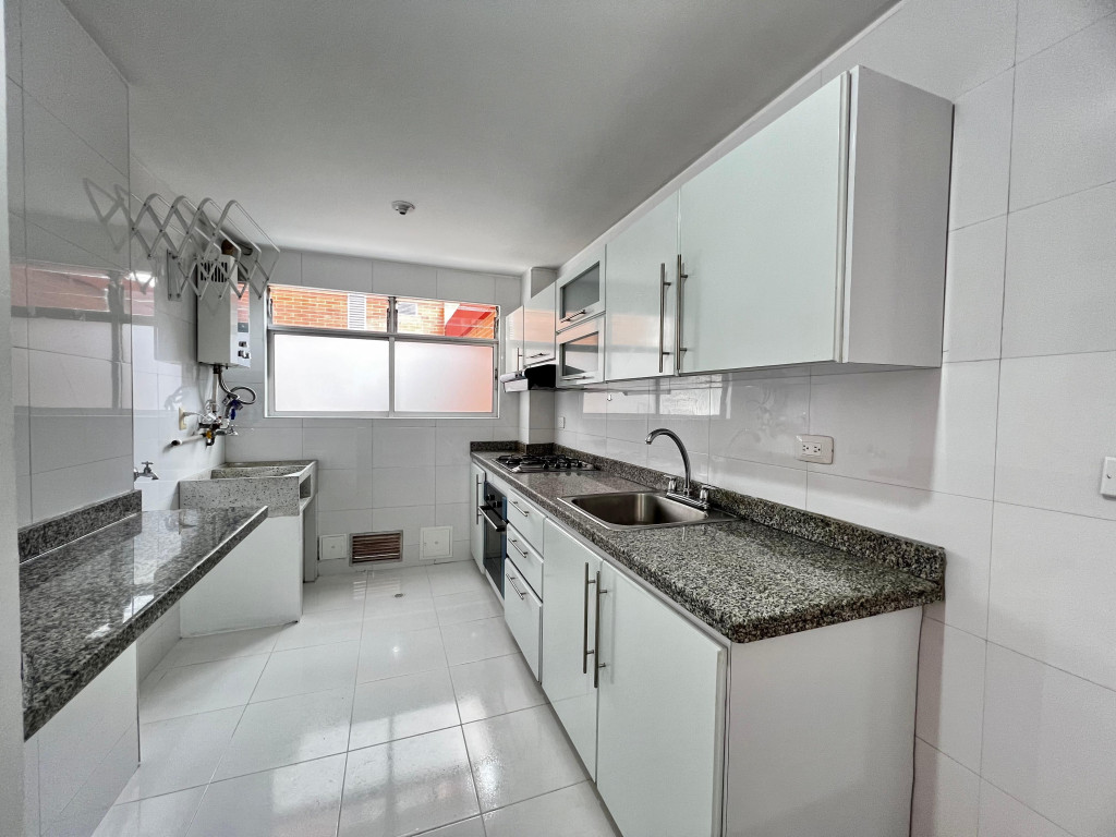 Apartamento en venta en Puente Largo, Bogotá · foto 4 de 16