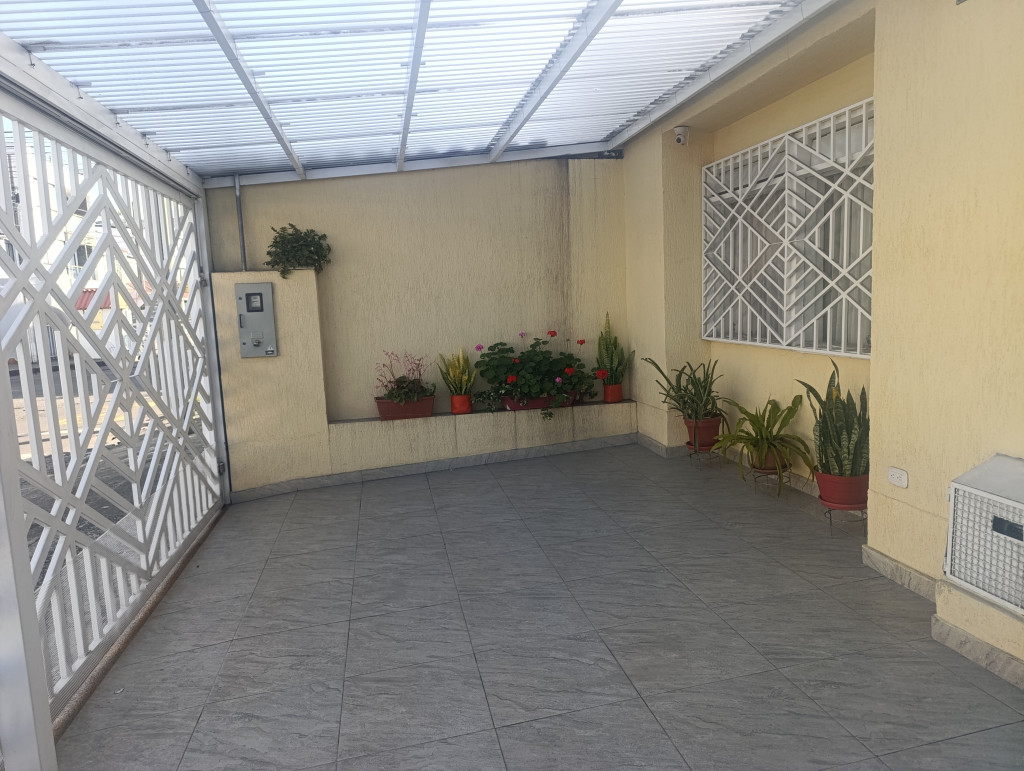Casa en venta en Villa Luz, Bogotá · foto 2 de 22