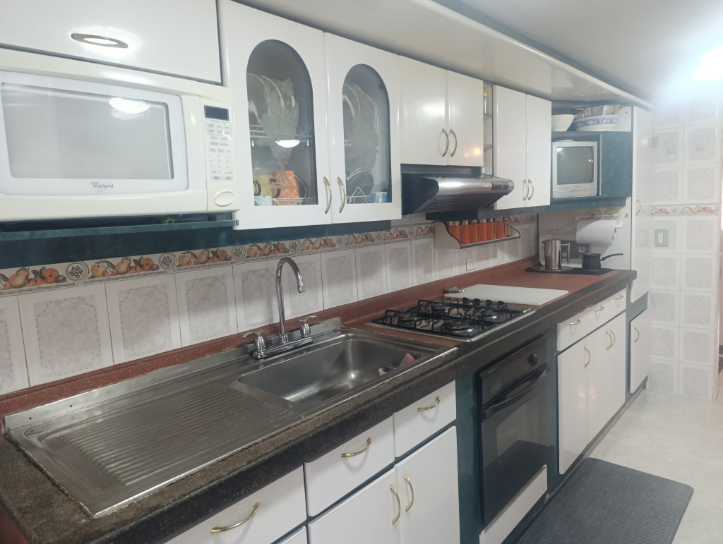 Casa en venta en Villa Luz, Bogotá · foto 8 de 22