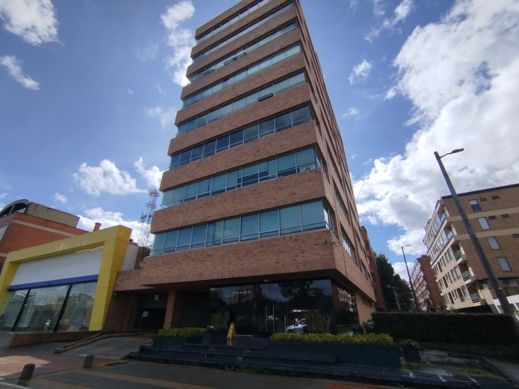 Oficina en arriendo en Santa Bibiana, Bogotá, 290 m² · foto 10 de 10