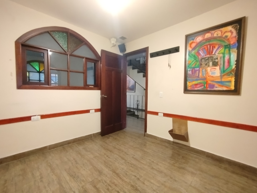 Local en arriendo en El Lago, Bogotá, 210 m² · foto 11 de 17