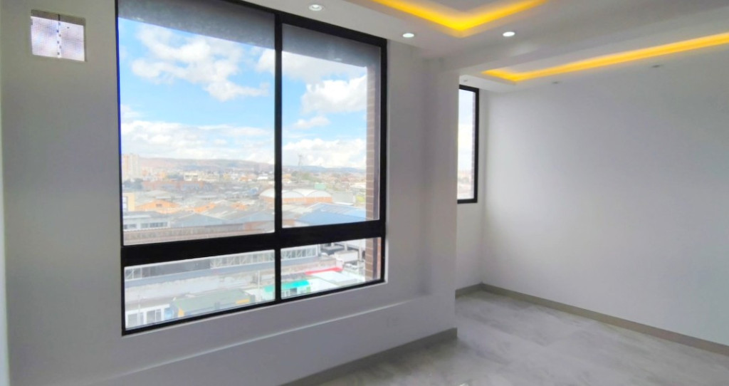 Foto de APARTAMENTO en PUENTE ARANDA