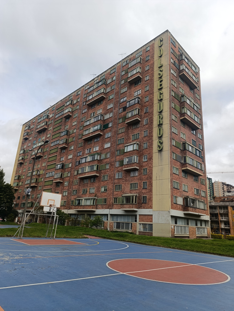 Foto de APARTAMENTO en Colseguros