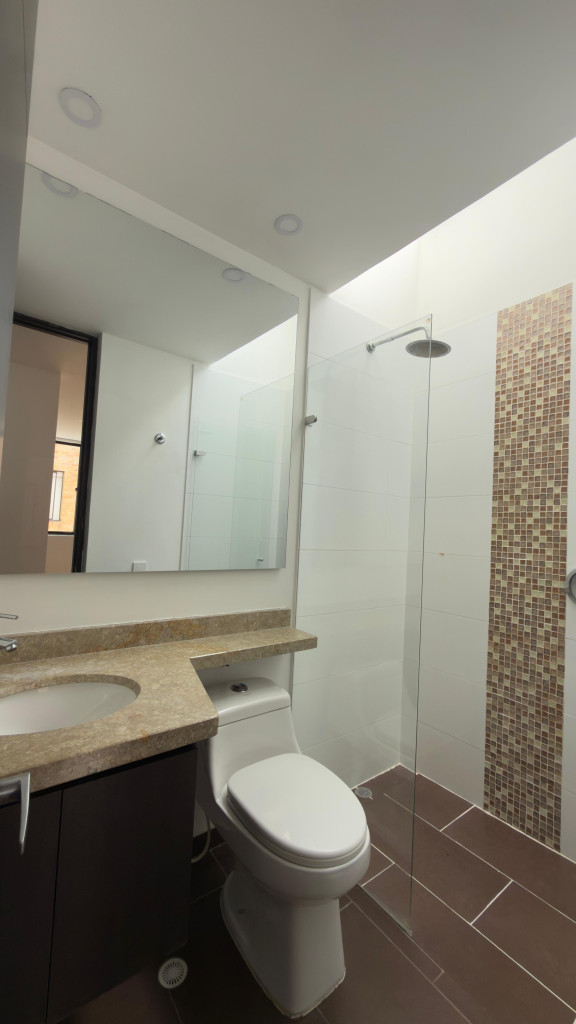 Apartamento en venta en Conjunto Torremolinos, Bogotá · foto 15 de 24