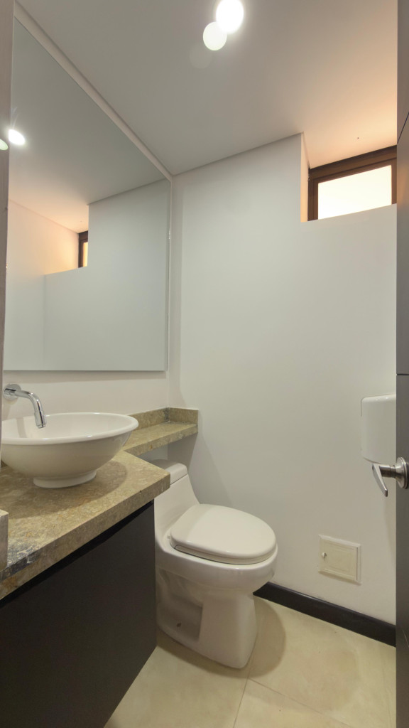 Apartamento en venta en Conjunto Torremolinos, Bogotá · foto 9 de 24