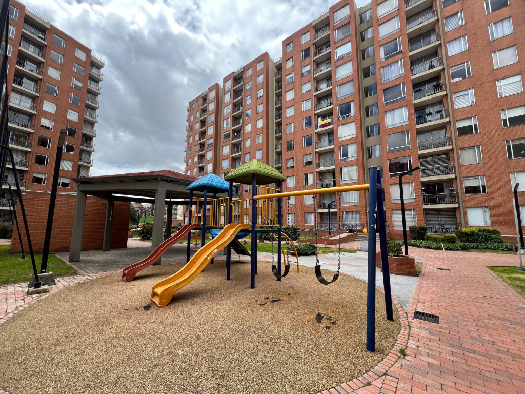 Apartaestudio en venta en Gran Granada, Bogotá, 35 m² · foto 9 de 12