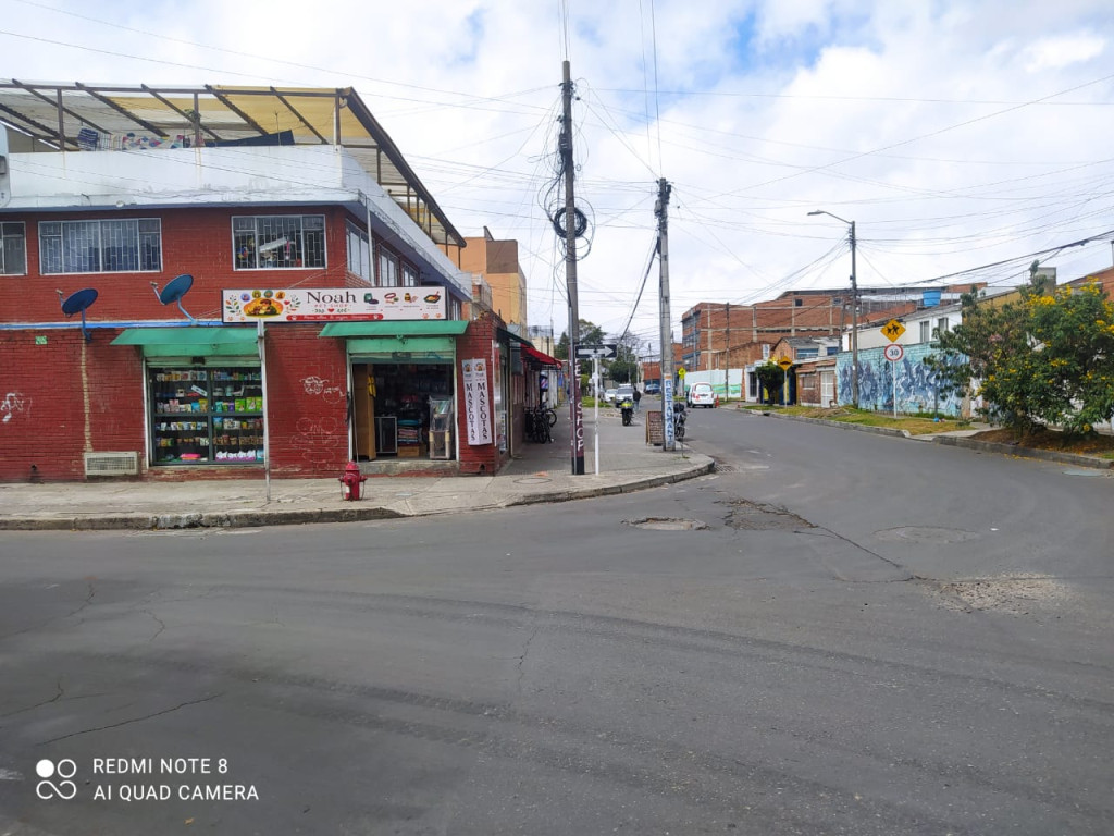 Lote en venta en Americas, Bogotá · foto 3 de 6