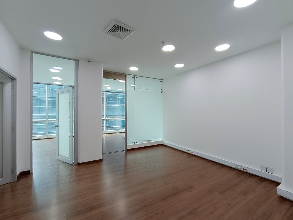 Oficina en arriendo en Santa Barbara, Bogotá, 70 m² · foto 11 de 13