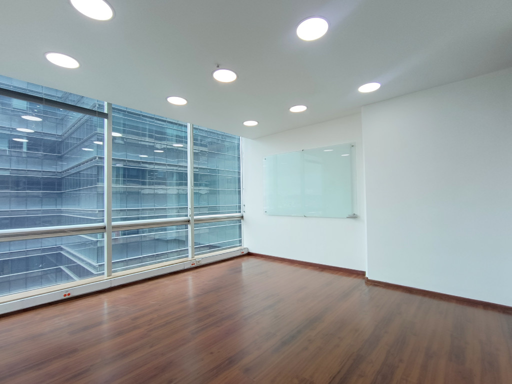 Oficina en arriendo en Santa Barbara, Bogotá, 70 m² · foto 2 de 13