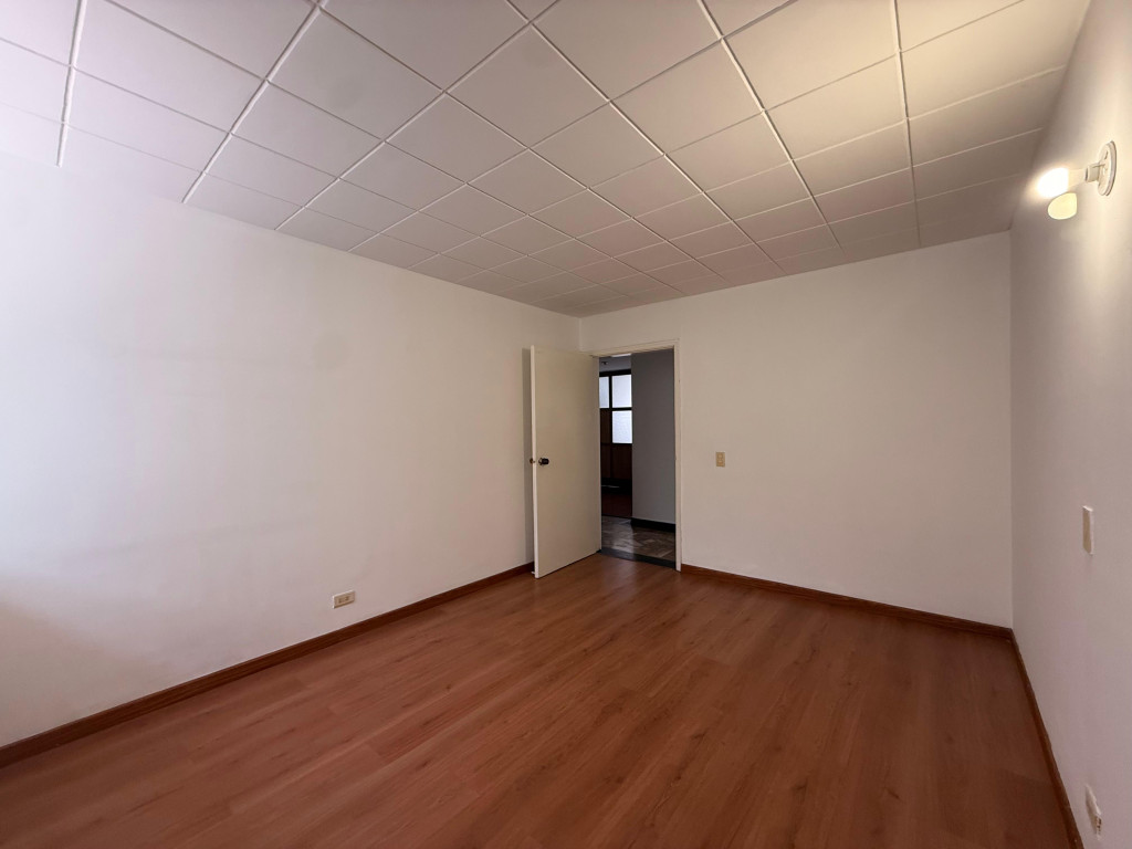 Apartamento de 3 alcobas en venta en Chico Norte Iii, Bogotá, 230 m² · foto 11 de 22