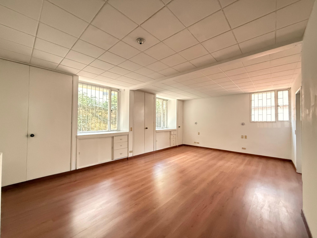 Apartamento de 3 alcobas en venta en Chico Norte Iii, Bogotá, 230 m² · foto 16 de 22