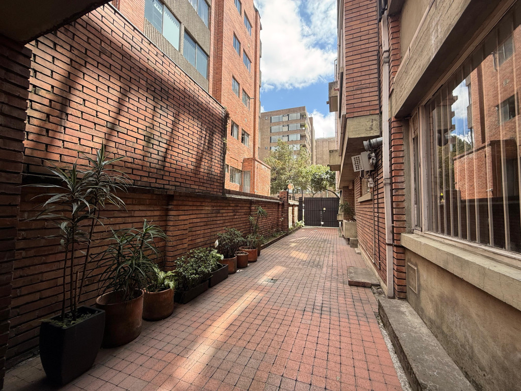 Apartamento de 3 alcobas en venta en Chico Norte Iii, Bogotá, 230 m² · foto 21 de 22