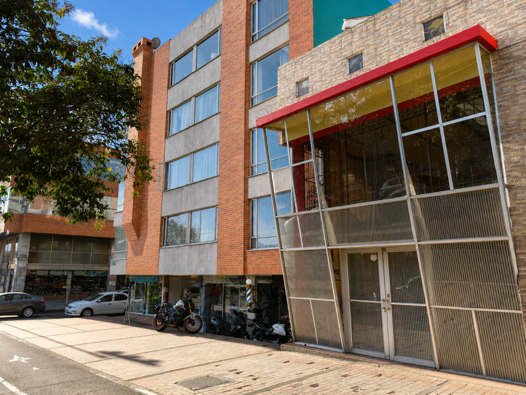 Local en arriendo en Galerias, Bogotá, 143 m² · foto 6 de 6