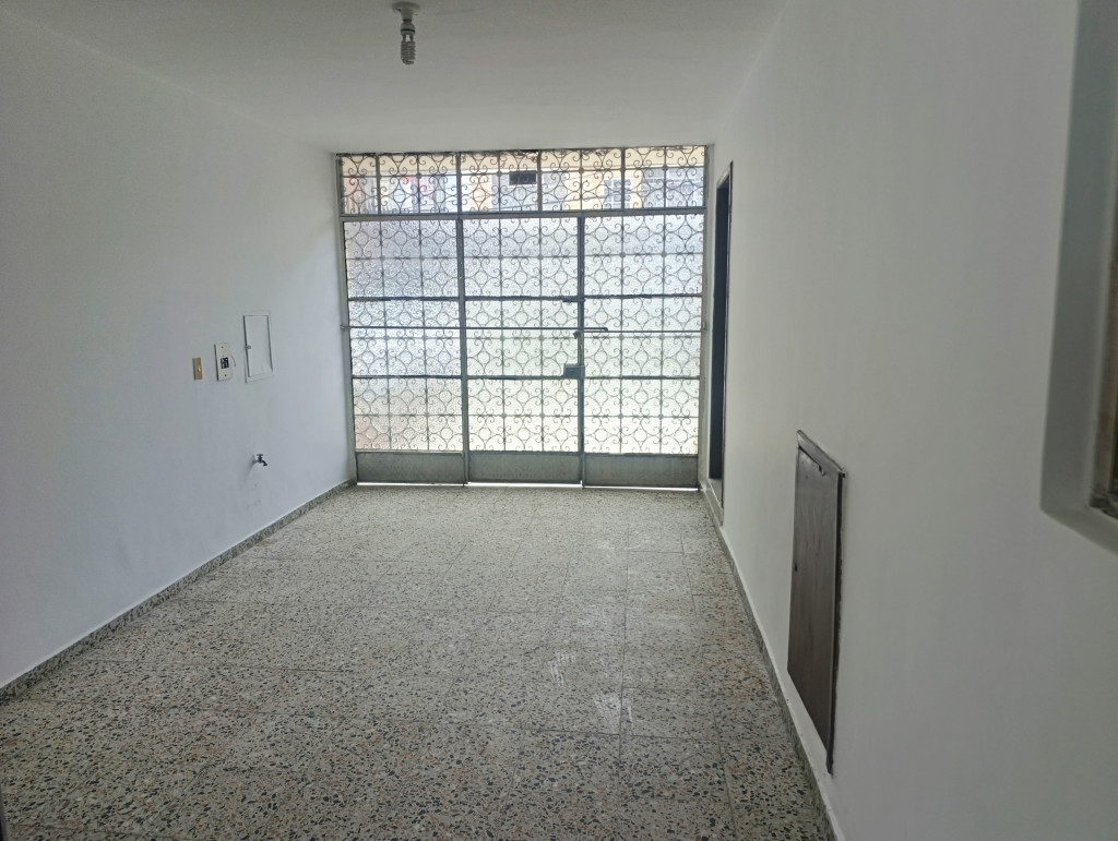 Casa en venta en San Luis, Bogotá · foto 6 de 24