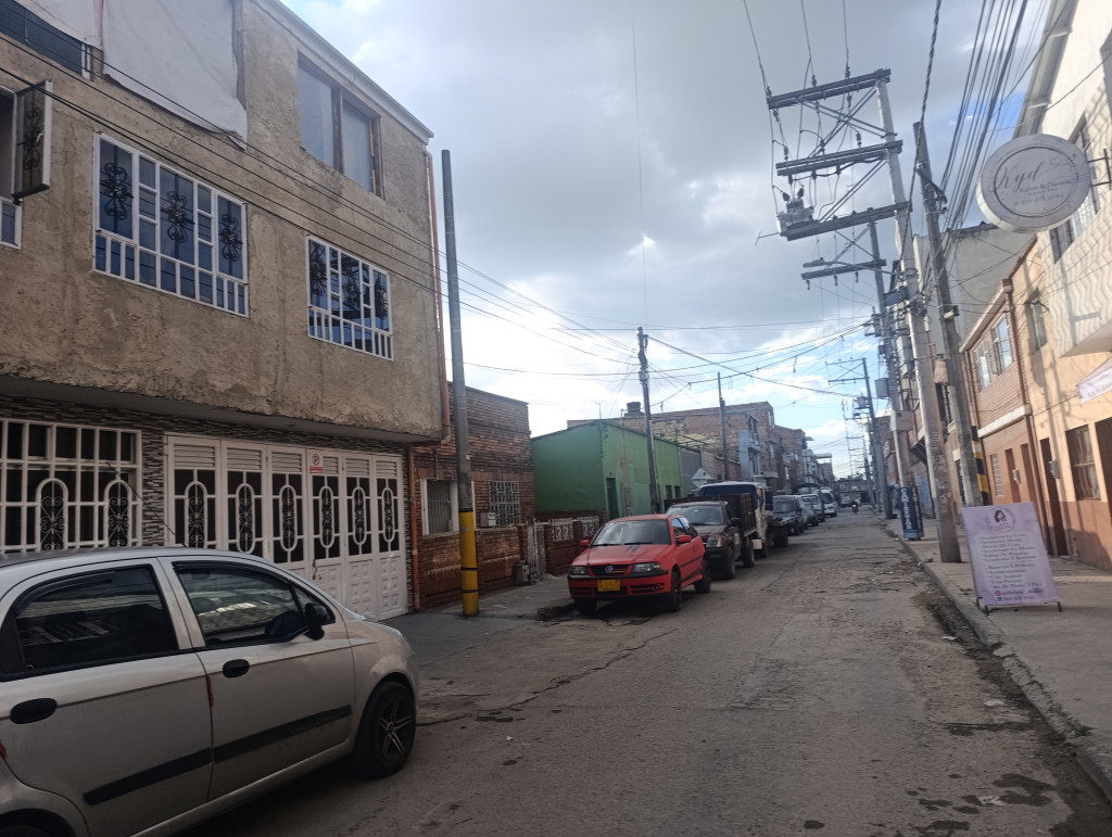 Lote en venta en Fontibón, Bogotá · foto 3 de 7