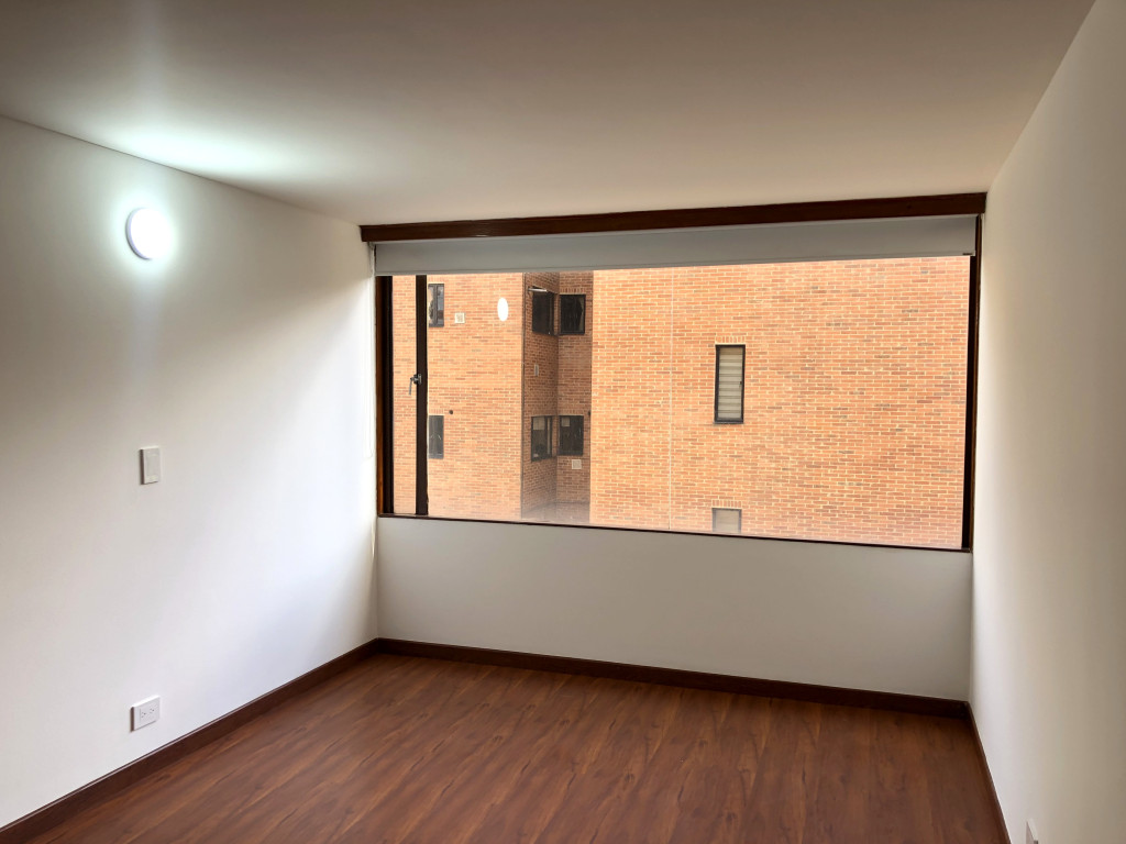 Apartamento de 3 alcobas en arriendo en Unicentro, Bogotá, 139 m² · foto 10 de 18