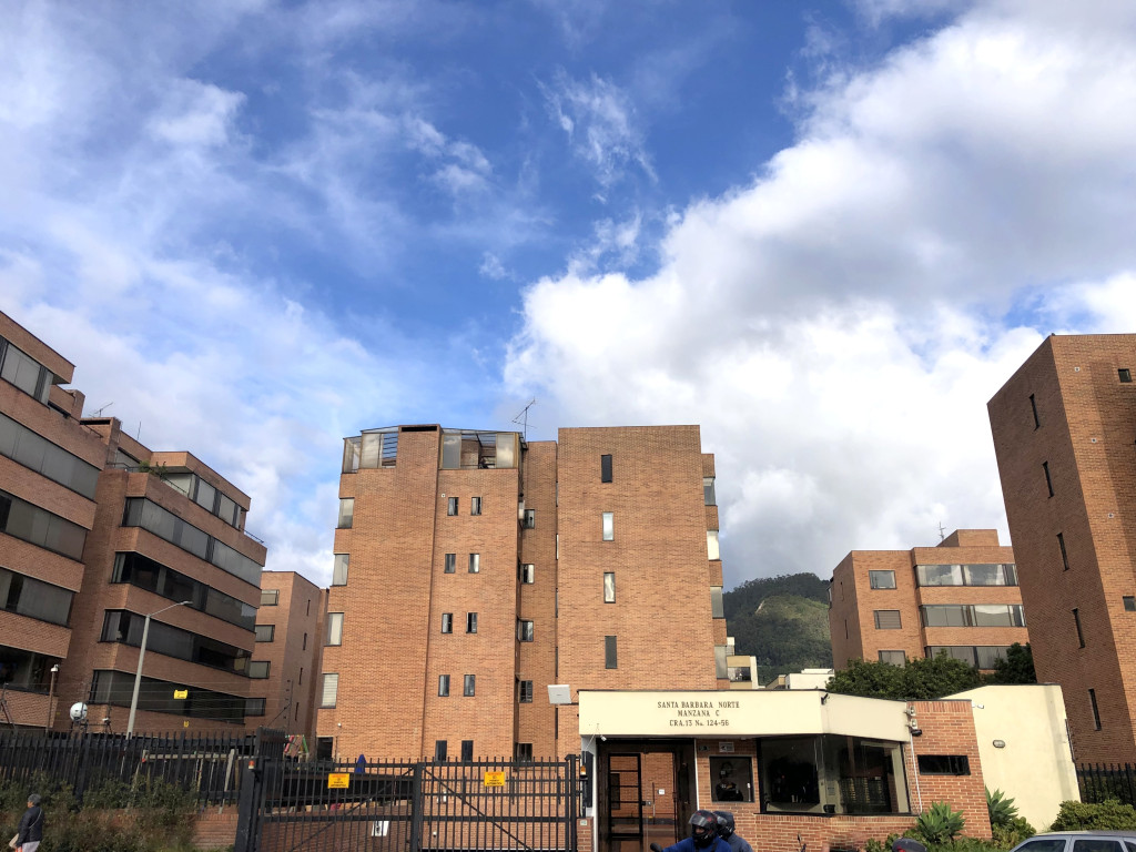 Apartamento de 3 alcobas en arriendo en Unicentro, Bogotá, 139 m² · foto 18 de 18