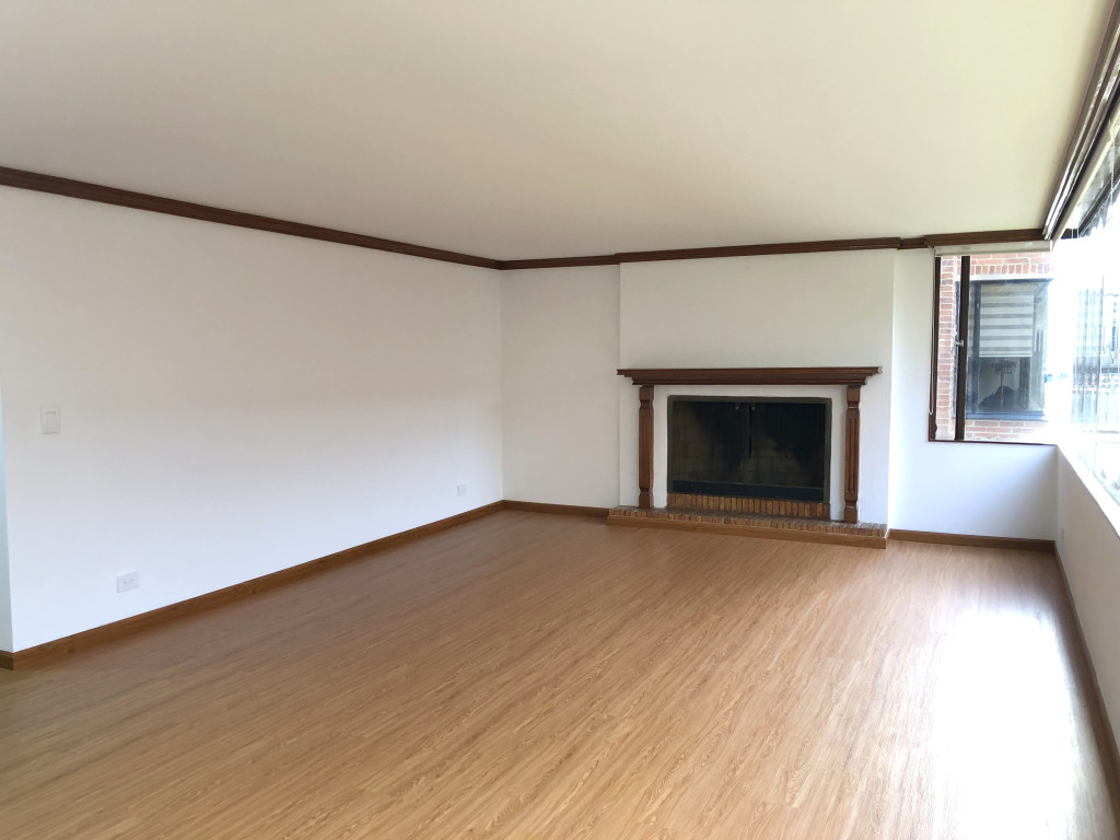 Apartamento de 3 alcobas en arriendo en Unicentro, Bogotá, 139 m² · foto 3 de 18
