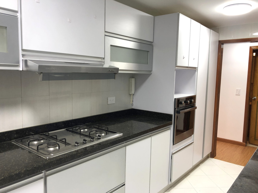 Apartamento de 3 alcobas en arriendo en Unicentro, Bogotá, 139 m² · foto 6 de 18