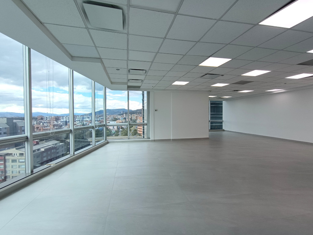 Oficina en arriendo en Santa Barbara, Bogotá, 113 m² · foto 6 de 9