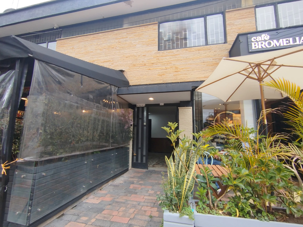 Local en arriendo en El Lago, Bogotá, 66 m² · foto 8 de 8