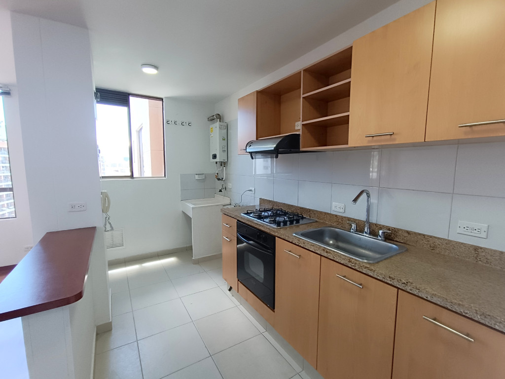Apartamento de 2 alcobas en arriendo en Villas De Aranjuez, Bogotá, 74 m² · foto 5 de 15