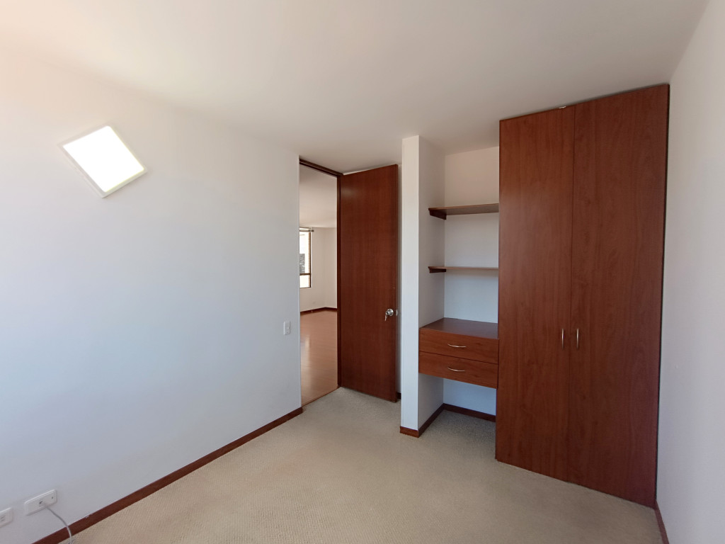 Apartamento de 2 alcobas en arriendo en Villas De Aranjuez, Bogotá, 74 m² · foto 8 de 15