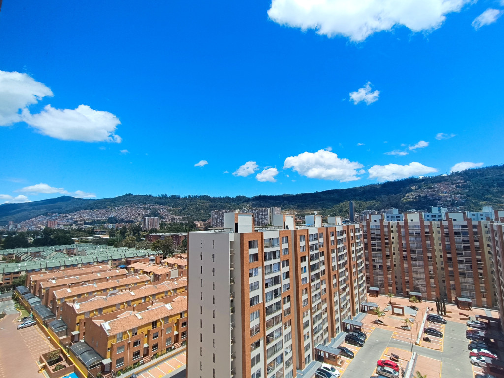 Apartamento de 2 alcobas en arriendo en Villas De Aranjuez, Bogotá, 74 m² · foto 9 de 15